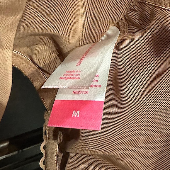 Lace Bralette in Tan NEW WITH TAGS MEDIUM - Picture 3 of 5